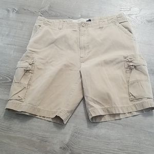 Gap Cargo shorts